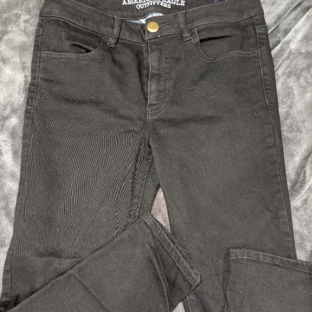 Black aerie Capri pants